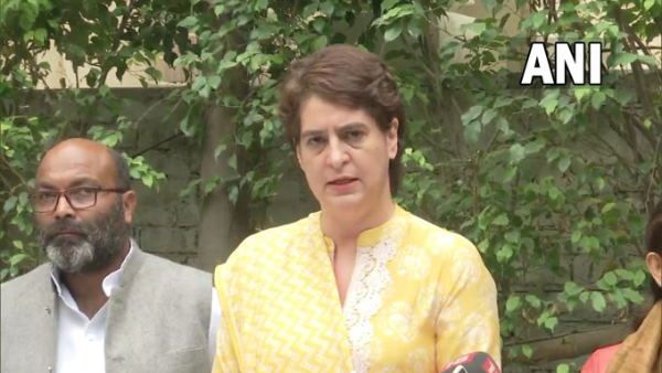 इस देश में किसानों से बड़ा कोई नहीं, मुझे खुशी है सरकार ये समझ गई: प्रियंका गांधी