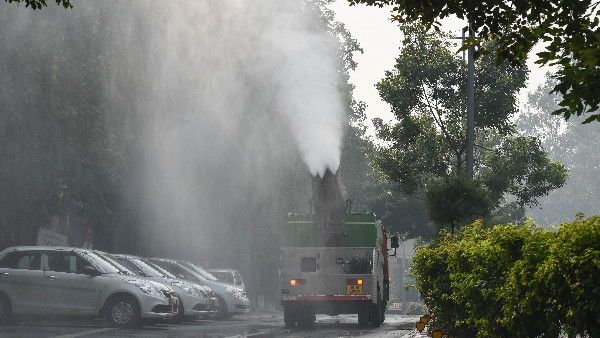 दिल्ली में चली तेज हवाओं से मिली राहत, सोमवार के बाद एयर क्वालिटी में और सुधार की उम्मीद