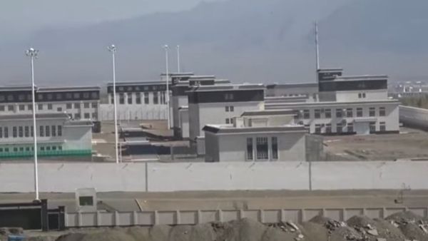 Video: क्या सच में मुस्लिमों को कैंपों में रखता है चीन? सिटिजन जर्नलिस्ट ने सीक्रेट कैमरे से दिखाया सच