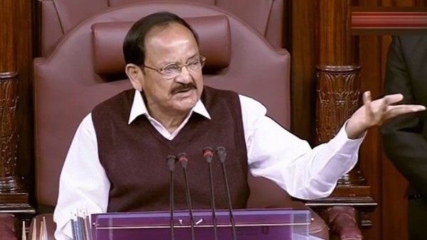 राज्यसभा में लंबे समय बाद बिना हंगामे के चला सत्र तो सभापति वेंकैया नायडू ने जताई खुशी