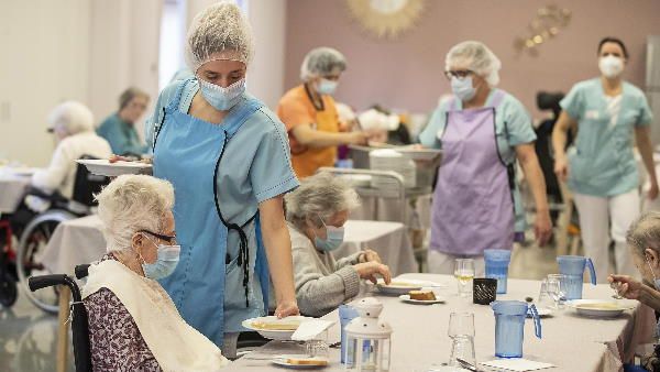 Omicron variant : 'ओमिक्रोन' का एक भी केस मुंबई में अभी तक नहीं, डरे नहीं: मुंबई मेयर