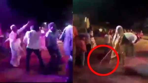Watch Video: बारातियों के साथ डांस कर रहे दादा, पीछे से लट्ठ लेकर पहुंच गई दादी और फिर...