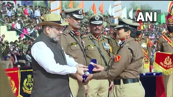 BSF स्थापना दिवस परेड में शामिल हुए अमित शाह, संबोधन में कहा- हम बीएसएफ को वर्ल्ड क्लास तकनीक देंगे