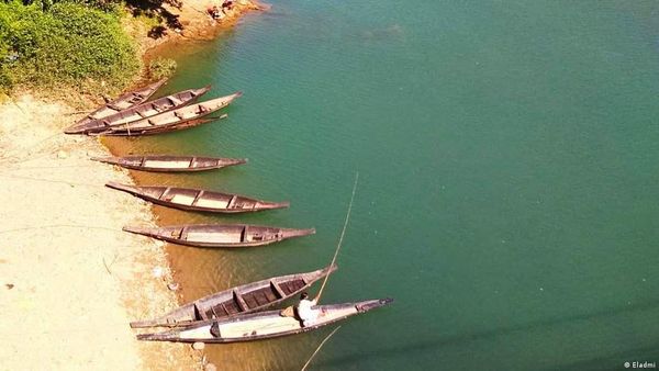 देश में पहली बार ड्रोन से दवाओं की डिलीवरी