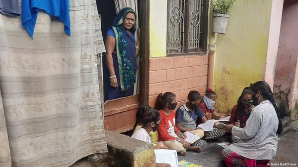 चिंता का सबब बना स्कूलों में घटता नामांकन