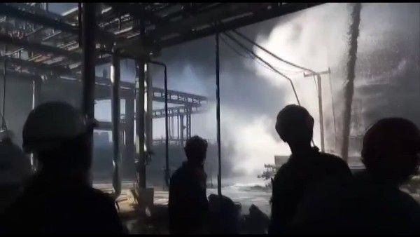 गुजरात की केमिकल फैक्ट्री में भीषण आग, अब तक 2 मजदूरों की मौत