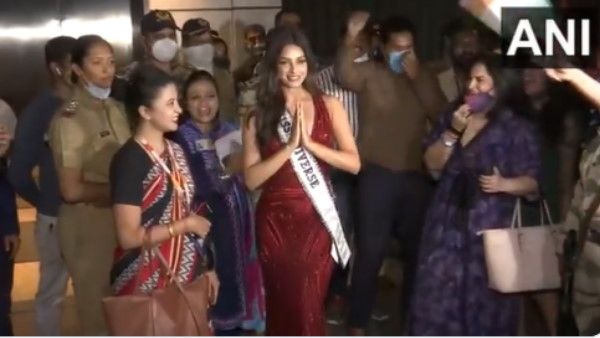 Video: स्वदेश लौटीं मिस यूनिवर्स हरनाज कौर संधू, मुंबई एयरपोर्ट पर हुआ भव्य स्वागत