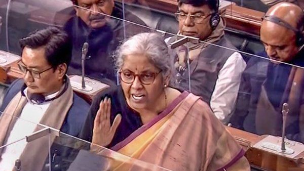 माल्या और नीरव से अब तक 13 हजार करोड़ की रिकवरी, लोकसभा में वित्त मंत्री ने दी जानकारी