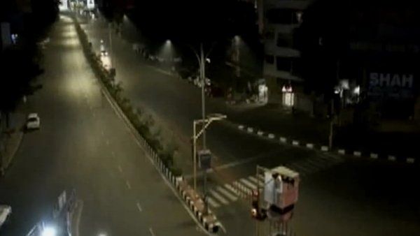 COVID-19:उत्‍तराखंड में लगाया गया नाइट कर्फ्यू, रात 11 बजे से सुबह 05 बजे तक रहेगा लागू