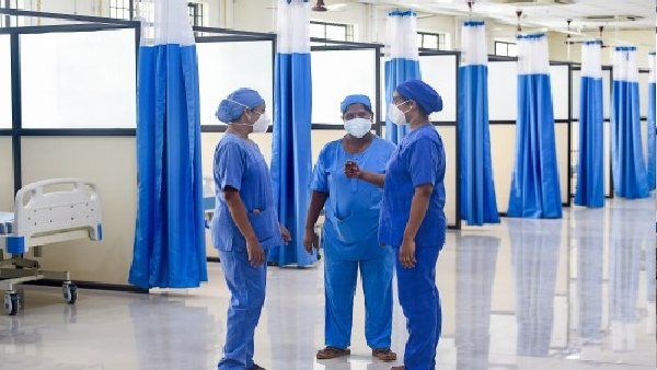 भारत में लगातार बढ़ता जा रहा omicron का खतरा, जानिए कहां कितने केस