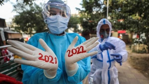 'पहले जैसी तबाही नहीं मचाएगा ओमिक्रॉन', अब ऑक्सफोर्ड के विशेषज्ञ ने दी राहत भरी खबर