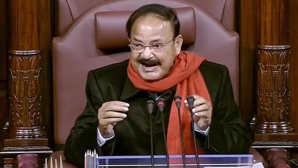 राज्यसभा में 12 सांसदों के निलंबन पर जारी गतिरोध पर बोले वेंकैया नायडू, दोनों पक्ष बातचीत से हल निकालें