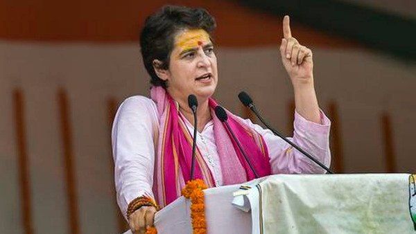 प्रियंका गांधी वाड्रा के दौरे के दिन गोवा कांग्रेस में कई नेताओं ने दिए इस्तीफे, बताई ये वजह