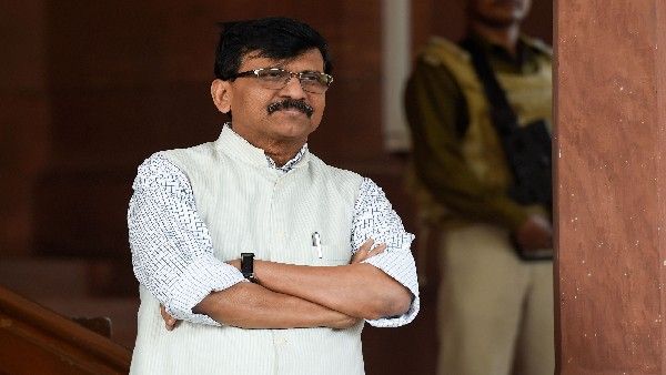 बार एसोसिएशन ने शिवसेना नेता संजय राउत के खिलाफ दायर की अवमानना याचिका