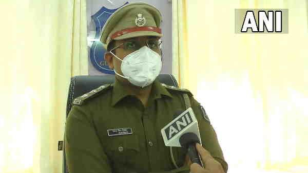 पोरबंदर: नाव पर मिले दो संदिग्ध कबूतर, पैरों में बंधी थी इलेक्ट्रॉनिक डिवाइस