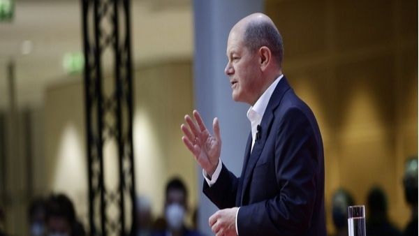 जर्मनी में आज से एंजला मर्केल युग का अंत, ओलाफ स्कोल्ज बने देश के नये चांसलर