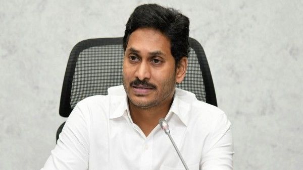 विरोध कर रहे सचिवालय कर्मचारियों से बात करने लिए आंध्र प्रदेश सरकार ने बुलाया