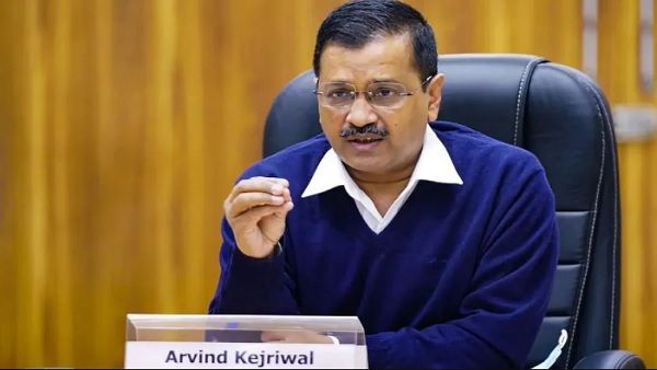 दिल्ली सरकार ने अधिकारी-कर्मचारियों की छुट्टियां की रद्द, शहर छोड़कर जाने की भी अनुमति नहीं