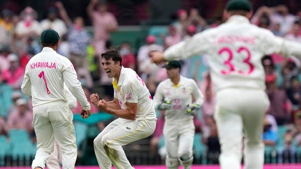 Ashes: आखिरी बॉल पर रोमांच के चरम को छूकर ड्रा हुआ चौथा टेस्ट, स्मिथ नहीं कर पाए एंडरसन को OUT