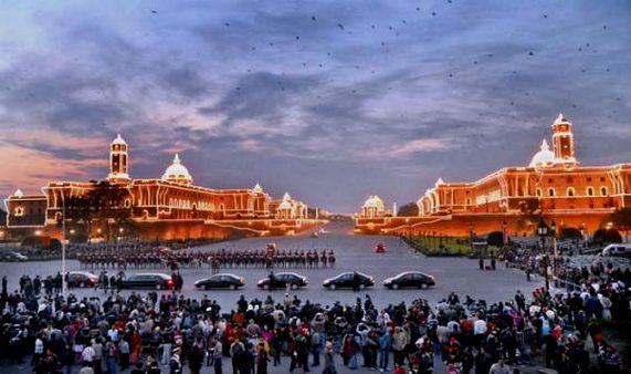 Beating Retreat: आज भव्‍य समारोह के चलते दिल्ली में ट्रैफिक जाम, मेट्रो-बस कैसे दौड़ेंगी जानिए