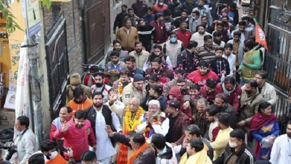 वेस्ट यूपी में BJP उम्मीदवारों पर हो रहे हैं हमले, पिछले कुछ दिनों में 1 दर्जन से अधिक हुई घटनाएं