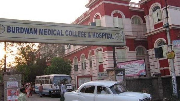 बर्दवान मेडिकल कॉलेज के जनरल वॉर्ड में लगी आग, कोरोना संक्रमित महिला की झुलसकर मौत