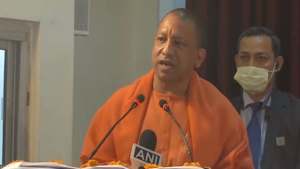 गाजियाबाद में बोले सीएम योगी, सपा सरकार में बना हज हाउस तो हमने कैलाश मानसरोवर भवन का कराया निर्माण