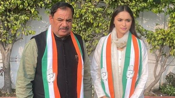 उत्तराखंड: BJP से निष्कासित हरक सिंह रावत की कांग्रेस में हुई घर वापसी, बहू अनुकृति ने भी ली सदस्यता