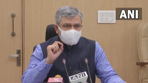रेलवे भर्ती परीक्षा: प्रदर्शनकारी छात्रों से रेल मंत्री की अपील- कानून हाथ में ना लें, सबकी बात सुनी जाएगी