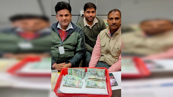 jaipur Airport पर पकड़ी गई 25.58 लाख की विदेशी मुद्रा, गुजरात का युवक UAE ले जाने की फिराक में था