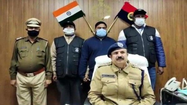 BSF के अधिकारी से 14 करोड़ रुपए, 7 लग्जरी कार और 1 करोड़ के आभूषण बरामद, इस गोरखधंधे से जोड़ी अकूत संपत्ति