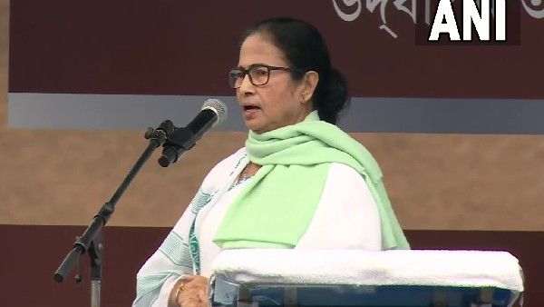 बोस जयंती पर 'दीदी' ने की अवकाश की मांग तो बोली बीजेपी- 'नेताजी ने कब छुट्टी ली थी?'