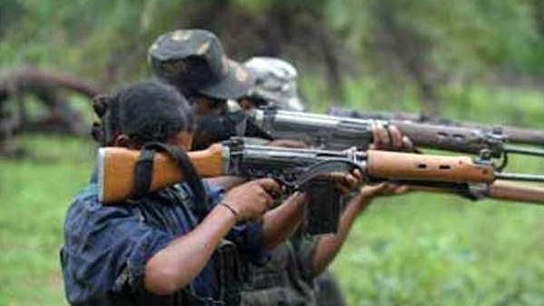 गढ़चिरौली में नक्सलियों ने दो ग्रामीणों को मारी गोली