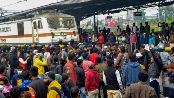 NTPC परीक्षा: रेलवे ने बनाई हाई-पावर कमेटी, पीएमओ ने बुलाई बैठक