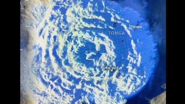सुनामी पीड़ित टोंगा की मदद के लिए आगे आया भारत, 2 लाख डॉलर की तत्काल मदद की घोषणा