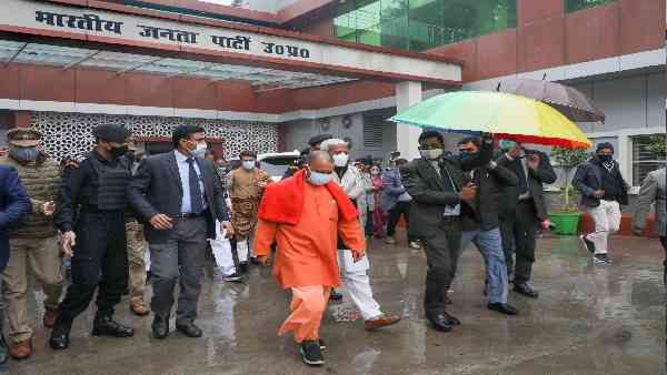 यूपी चुनाव में दांव पर लगा है बीजेपी का ये टॉप 5 एजेंडा, जानिए सबको समेटना क्यों है चुनौती ?