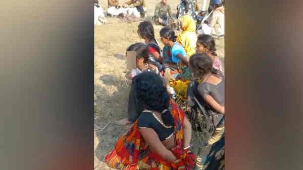 गयाः अवैध खनन के आरोप में महिलाओं को पुलिस ने हथकड़ी लगाई और पीटा, वीडियो हुआ वायरल