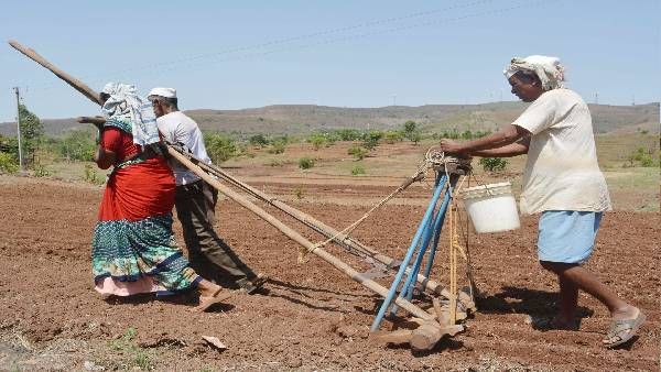 किसान के जनधन खाते में आए 15 लाख तो उसने लिखा PM मोदी को 'धन्यवाद पत्र', अब बैंक मांग रहा पैसा वापस
