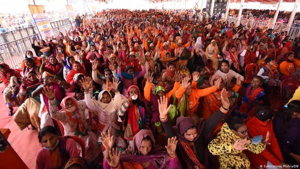 उत्तराखंड में भी बढ़ती जा रही है दागी नेताओं की समस्या