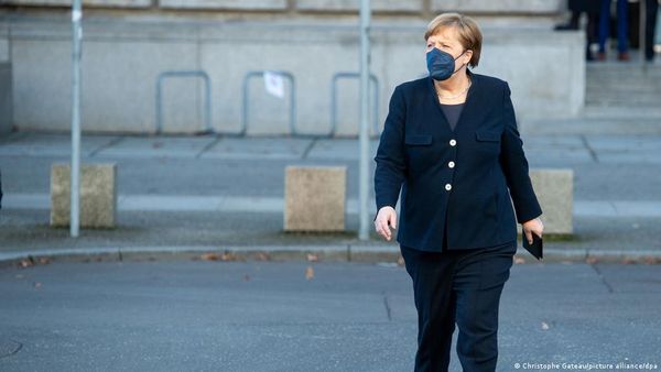 चांसलर पद छोड़ने के बाद पहली बार दिखीं अंगेला मैर्केल