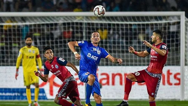 ISL 2022 : सेमीफाइनल में जगह पक्की करने के लिए भिड़ेंगे जमशेदपुर और मुंबई सिटी