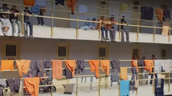 पहली बार सामने आए दुनिया की सबसे खौफनाक जेल के राज, लाशों से जाम हो जाती है सीवर लाइन