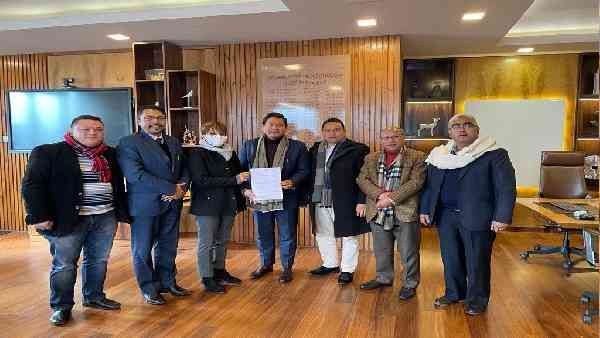 मेघालय विधानसभा में कांग्रेस साफ, 21 MLA में से आखिरी 5 भी गए सरकार के साथ