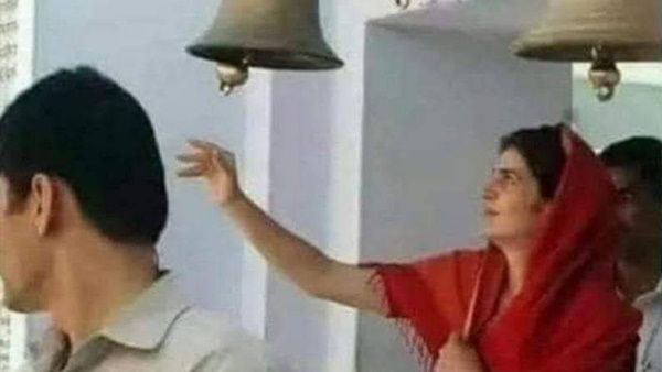 Fact Check: यूपी में चुनाव प्रचार के दौरान प्रियंका ने पहनी दादी की साड़ी? जानें सच