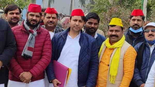 लालू यादव के दामाद राहुल यादव पर बुलंदशहर में FIR, बिना अनुमति रोड शो निकालने पर हुआ एक्शन