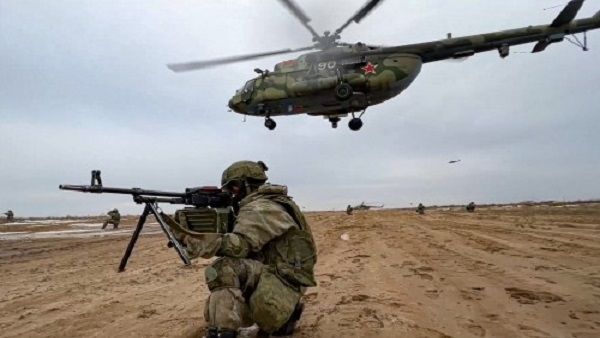 यूक्रेन पर पहले आक्रमण की तैयारी में रूस! सैटेलाइट इमेज में सीमा पर दिखे रूसी फाइटर जेट्स