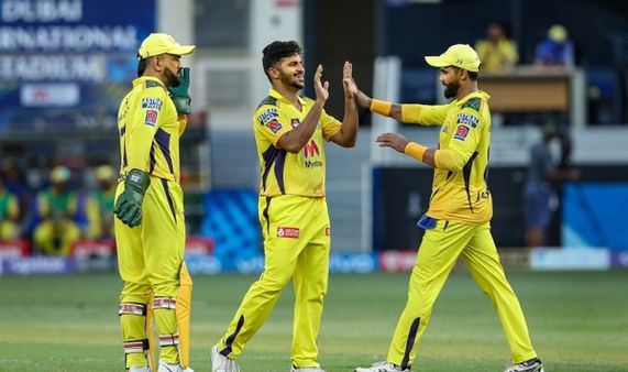 इस बार ये 3 टीमें देने वाली हैं चेन्नई सुपर किंग्स को टक्कर, एक टीम तो पहली बार खेलेगी IPL