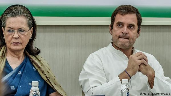 कांग्रेस में इस्तीफों का दौर, आंतरिक कलह भी जारी