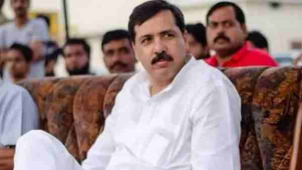 वोटिंग के बाद भिड़े धनंजय सिंह और सपा के समर्थक, मारपीट के बाद हुई जमकर फायरिंग