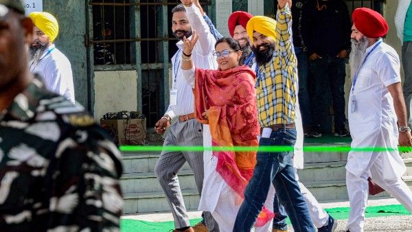 Punjab Election Result: कौन हैं सिद्धू - मजीठिया को धूल चटाने वाली जीवन जोत कौर, जीती हाई प्रोफाइल सीट